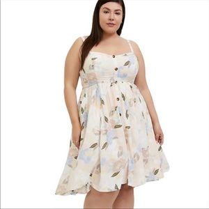 NWOT TORRID FLORAL MIDI DRESS
